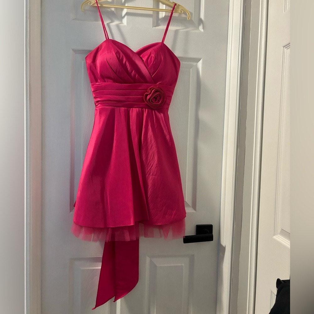 Cute pink prom/ grad dress